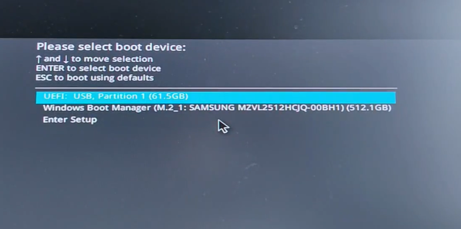 选择U盘启动.png 选择U盘启动.png