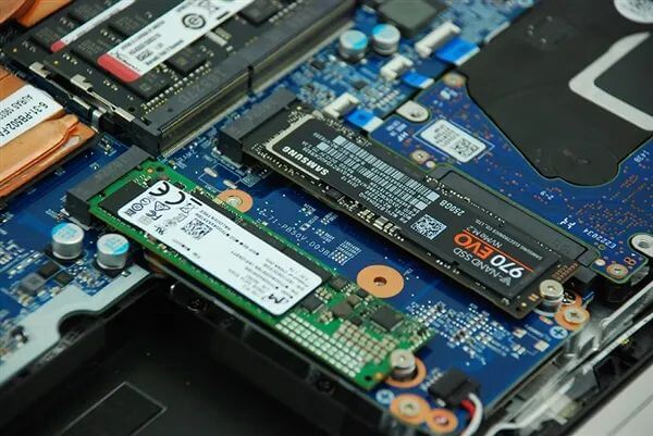 SSD和SSD.jpg SSD和SSD.jpg