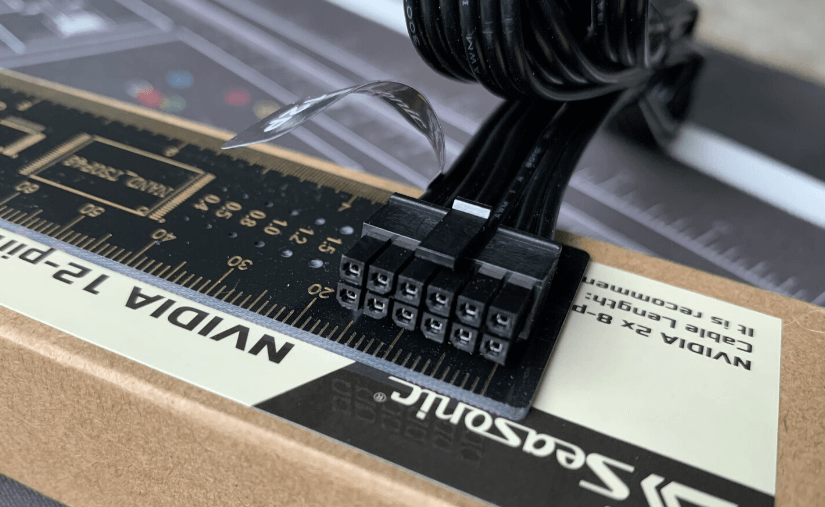 显卡供电转接头的功能 显卡供电转接头的功能