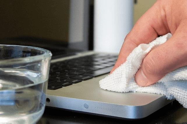 清理水渍.png 清理水渍.png