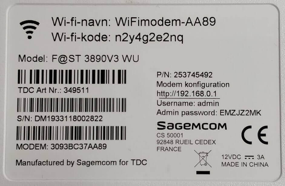 4.路由器底部.jpg 4.路由器底部.jpg