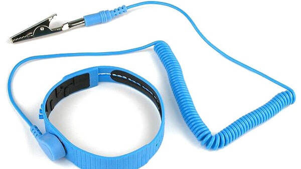 2.除静电手环.jpg 2.除静电手环.jpg